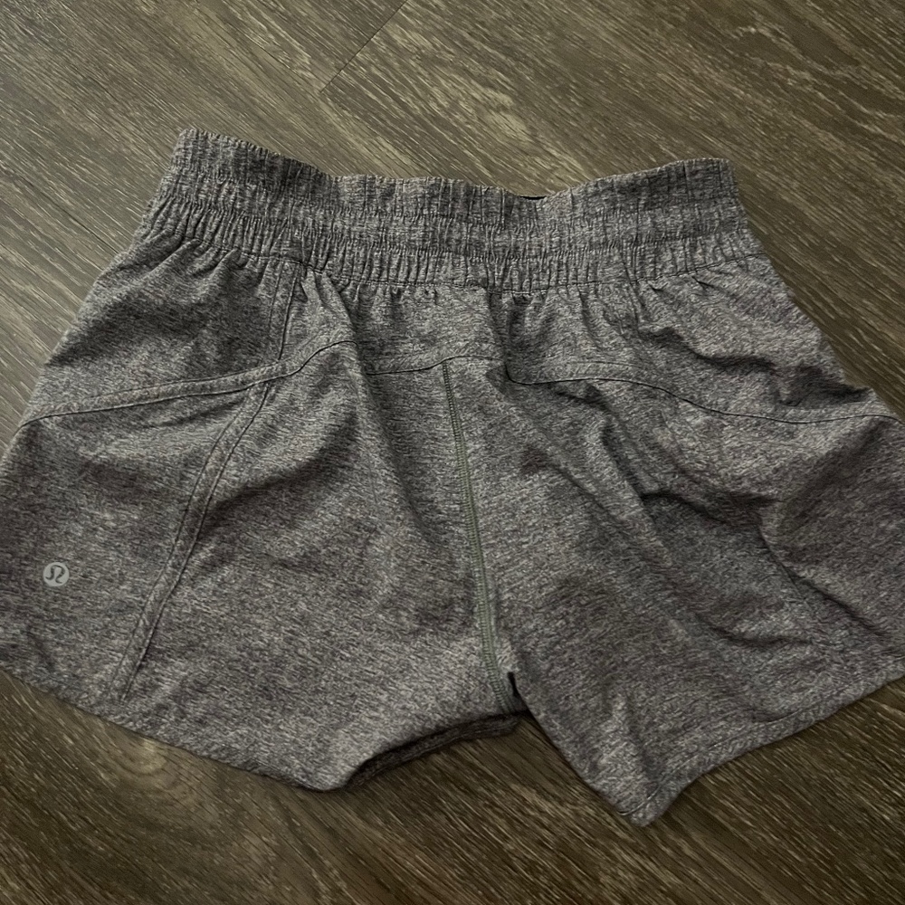 Lululemon track that short 4”